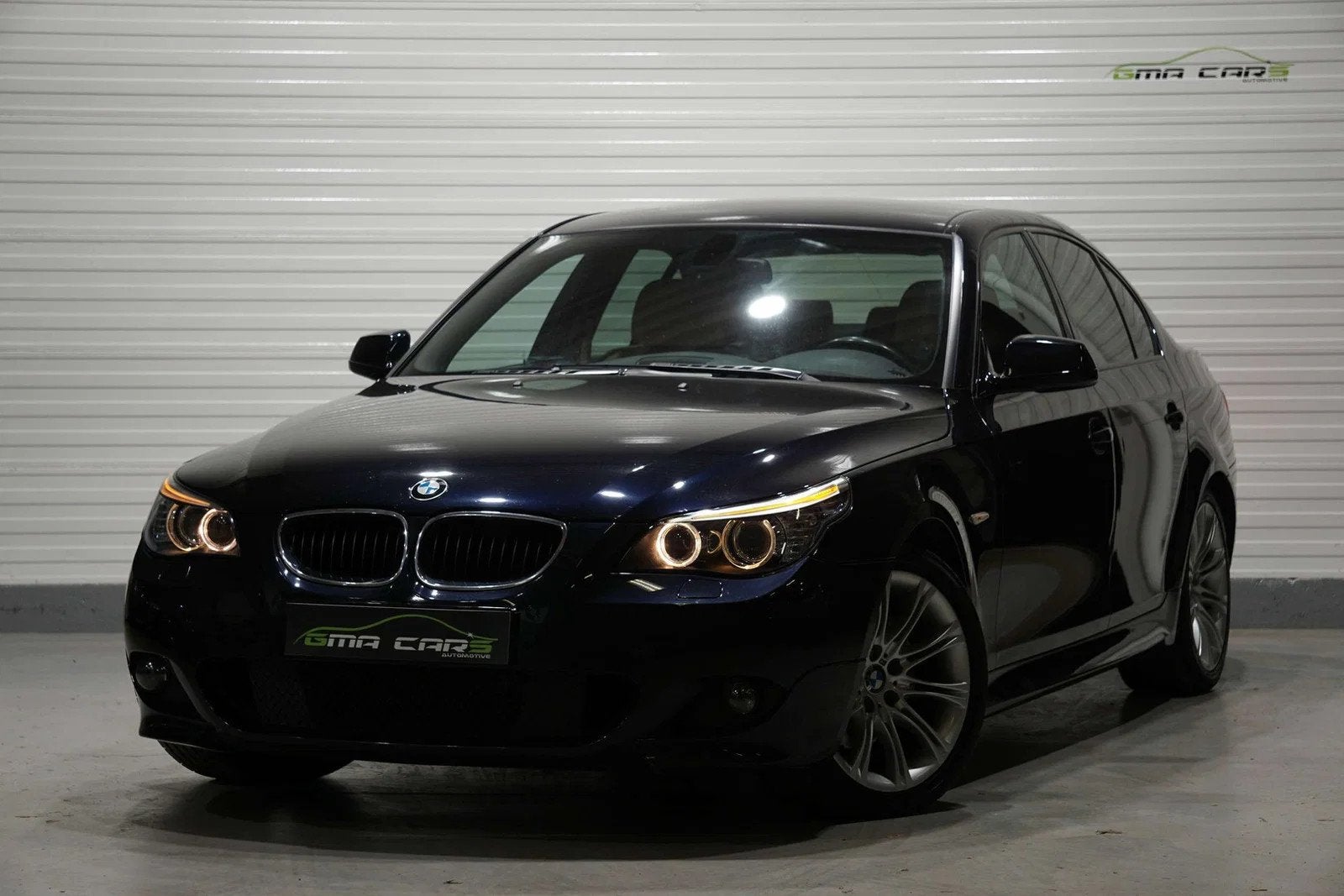 BMW 5 Serie 520 dA M-Pack-1ste Eigenaar-Navi-ParkS-ZetelV-Ai, Auto's, Automaat, Beige, 4 cilinders, 149 g/km