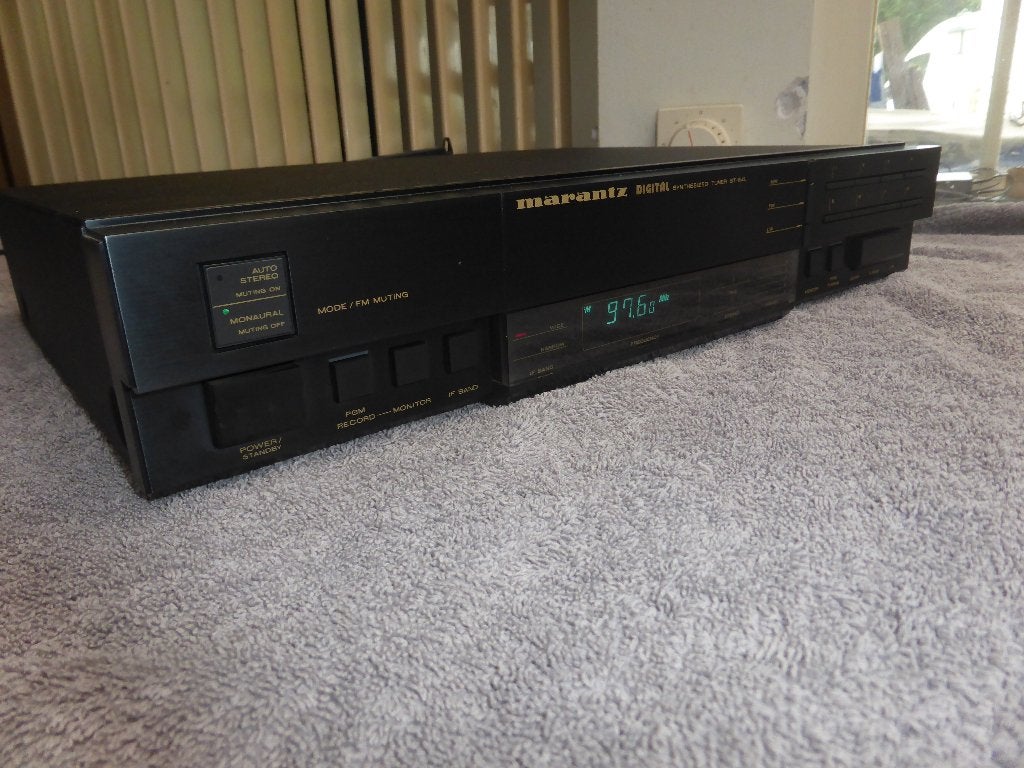 tuner marantz st-64l in zeer goede werking en mooie staat, TV, Hi-fi & Vidéo, Tuners, Enlèvement ou Envoi, Utilisé