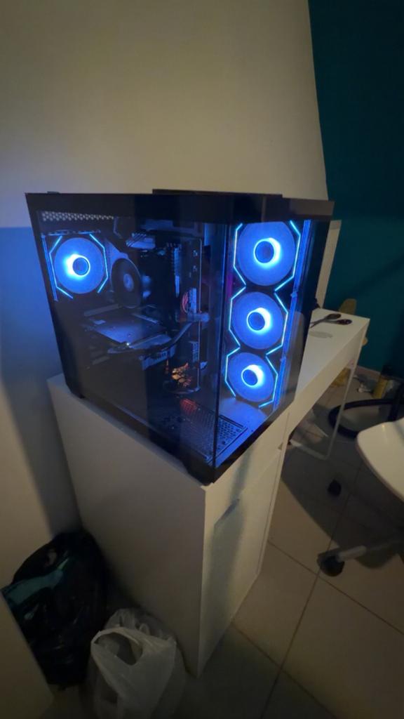 Pc, Computers en Software, Desktop Pc's, Ophalen, Zo goed als nieuw