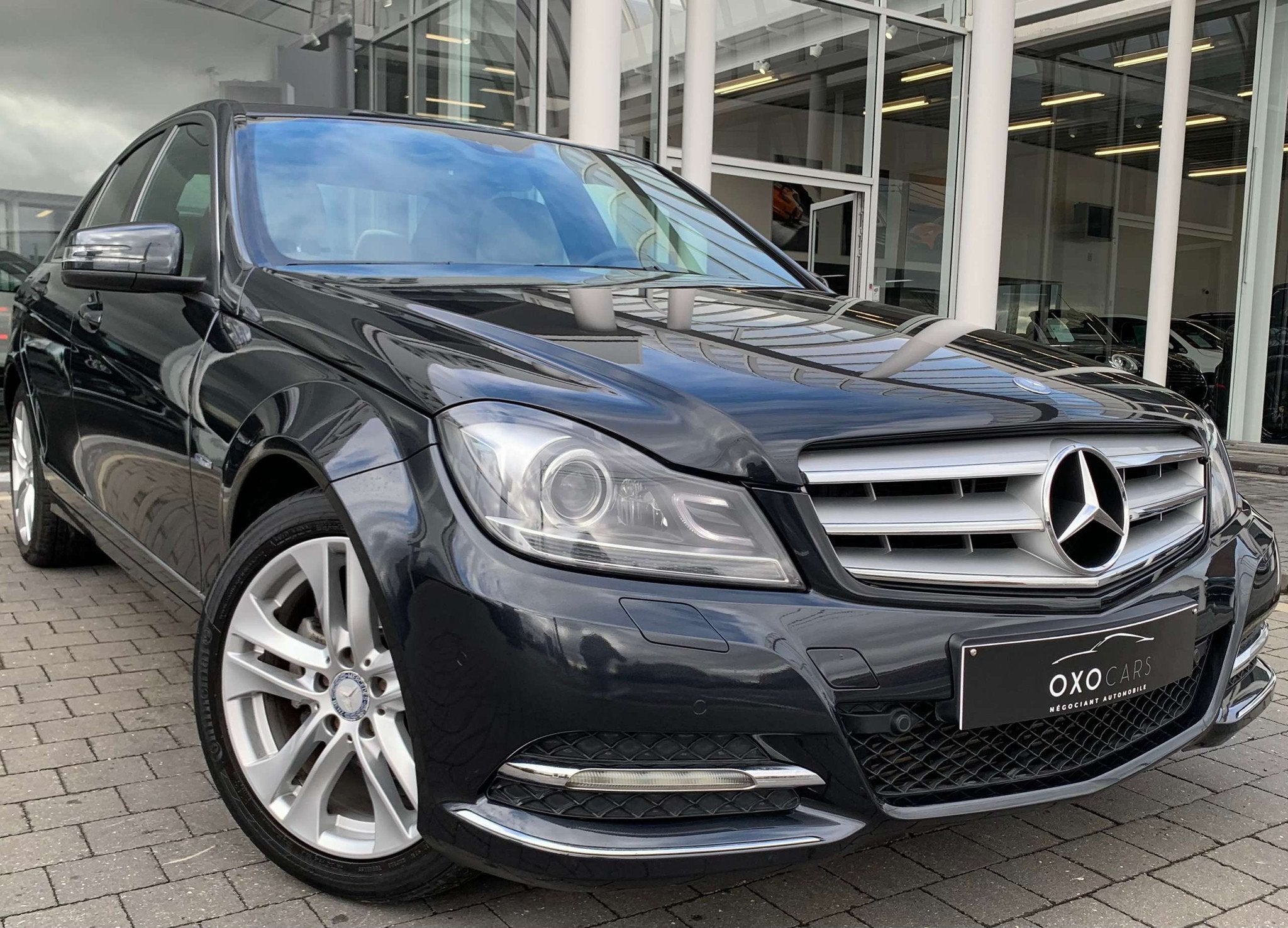Mercedes-Benz C-Klasse 200 cdi 136CV AVANTGARDE / FACELIFT /, Auto's, Mercedes-Benz, 4 deurs, Achterwielaandrijving, Gebruikt
