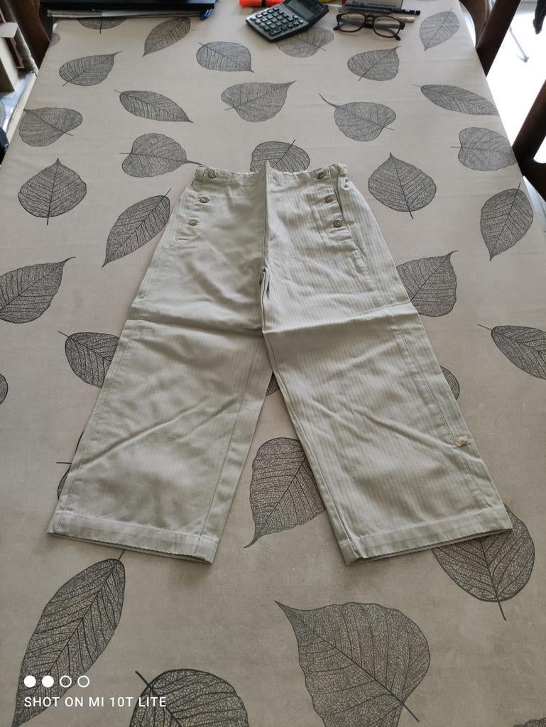 Noukie's broek, Broek