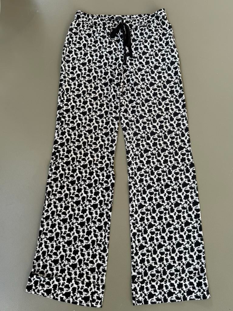 ZGAN zijden zwart/witte broek Joseph mt 36, Vêtements | Femmes, Culottes & Pantalons, Comme neuf, Taille 36 (S), Noir, Longs, Envoi