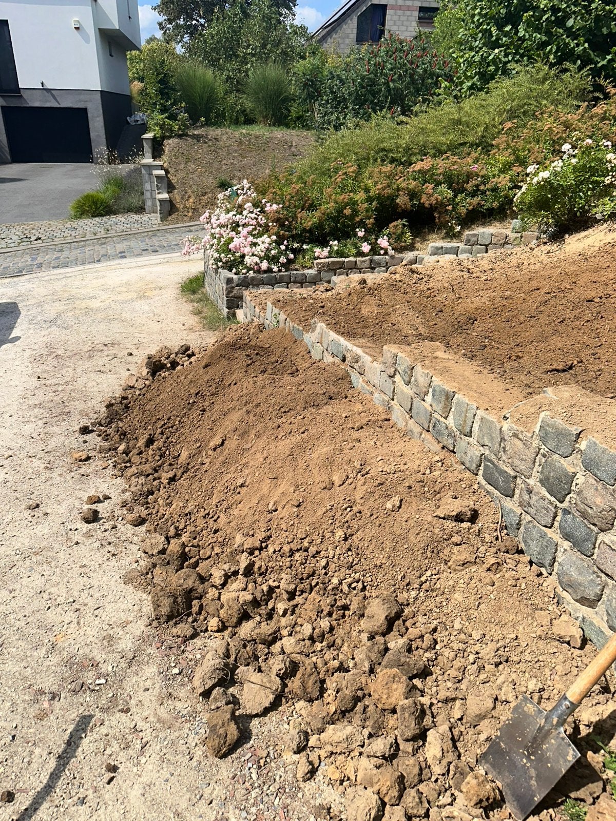 Aarde, Jardin & Terrasse, Enlèvement, Comme neuf