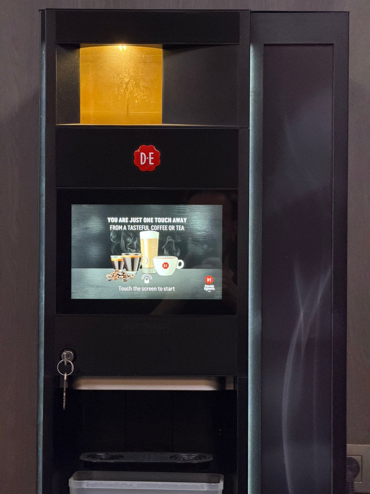 Automatische koffie machine. Omniespresso, Elektronische apparatuur, Koffiezetapparaten, Ophalen, Gebruikt, 10 kopjes of meer