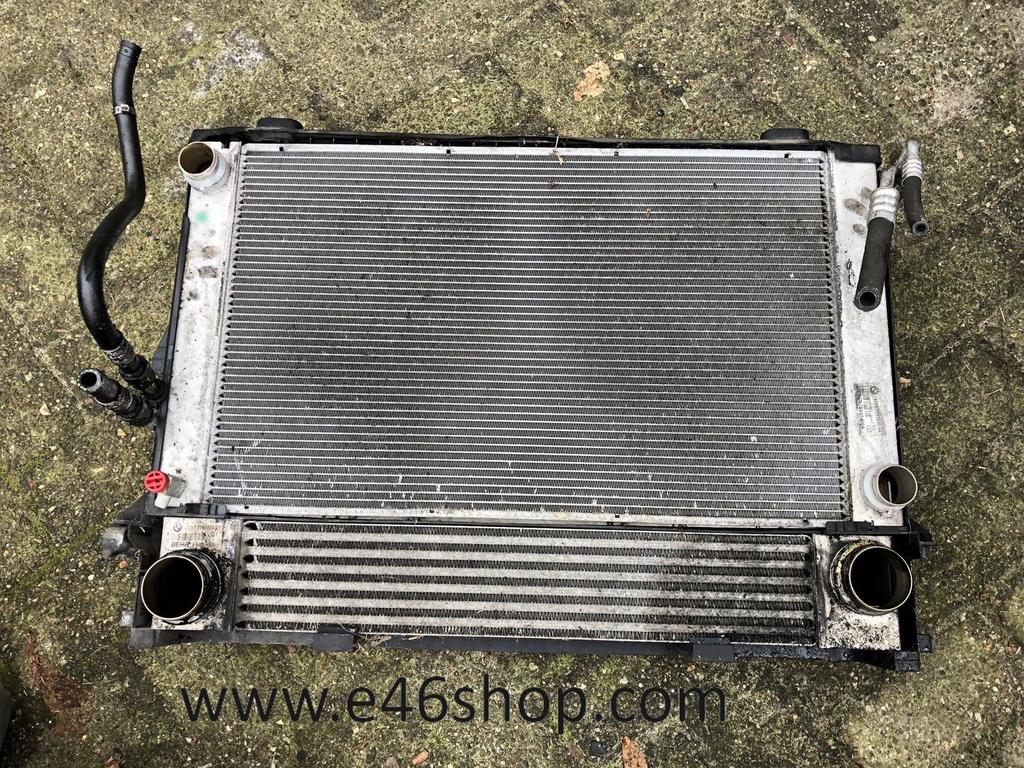 RADIATEUR INTERCOOLER  PAKKET  BMW E60 E61 520D  JAAR 2006, Gebruikt, -, -, Ophalen of Verzenden
