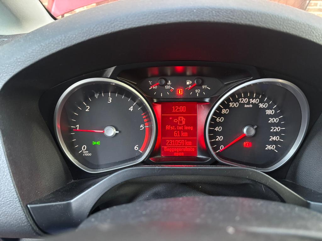 FORD S MAX. Export, Rouge, Achat, Attache-remorque, 7 places