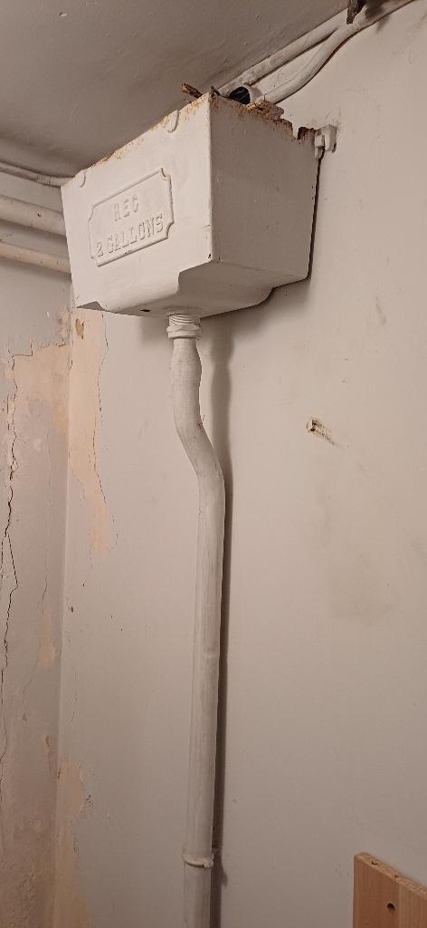 Réservoir wc en fonte d'avance 1940, Bricolage & Construction, Sanitaire, Enlèvement, Utilisé