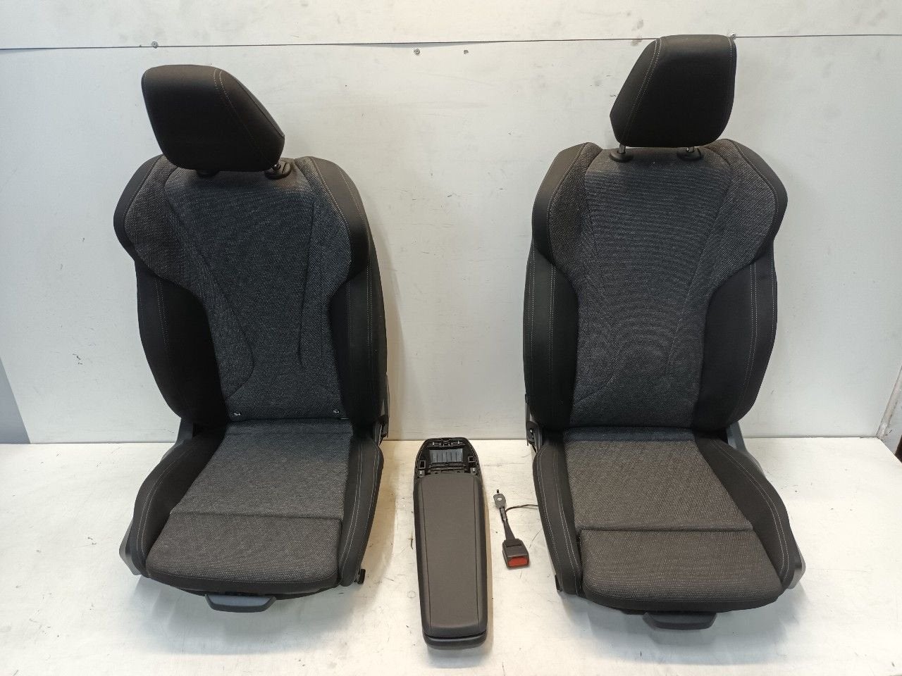 Interieur BMW 2 serie, Onderdelen@venauto.nl, Van der Ven Autorecycling B.V., Gebruikt, Ettenseweg 76, 4706 PB Roosendaal, The Netherlands