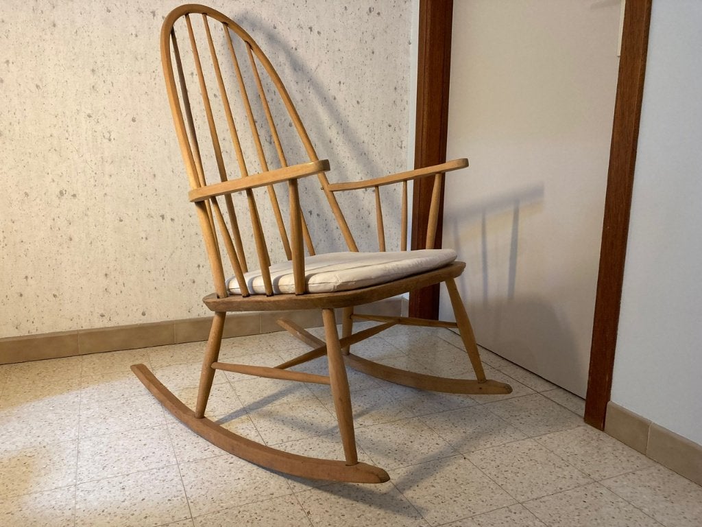 Fauteuil à bascule design scandinave mid-century type Ercol, Enlèvement