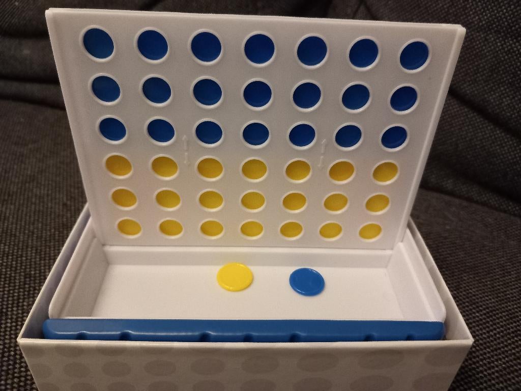 Vier op een rij - reiseditie, Een of twee spelers, Ophalen, Zo goed als nieuw, Hasbro