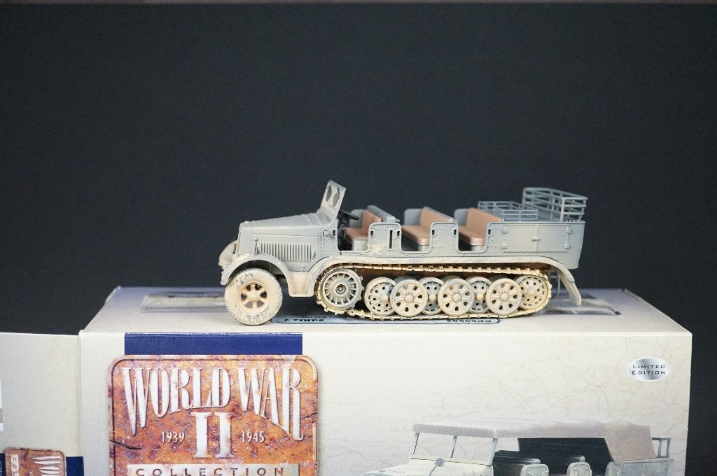 Corgi Duitse Krauss Maffei half track - France '40 - 1/50, Hobby en Vrije tijd, Ophalen of Verzenden, Zo goed als nieuw, Corgi