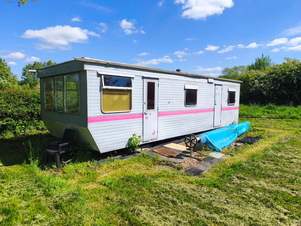 A donner !! Caravane résidentielle 8,4mx2,95m, Bricolage & Construction, Enlèvement