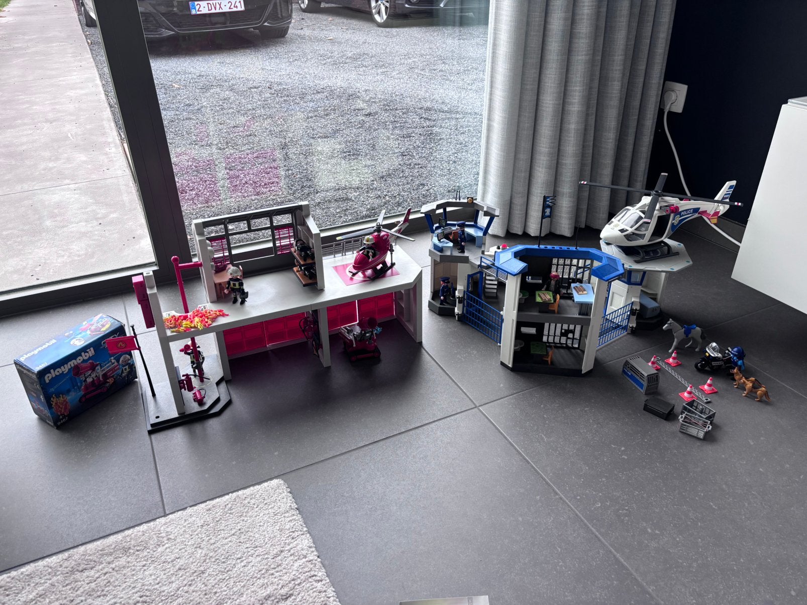 Brandweerkazerne en/of politiekantoor playmobil, Kinderen en Baby's, Ophalen, Zo goed als nieuw, Complete set, Gebouw