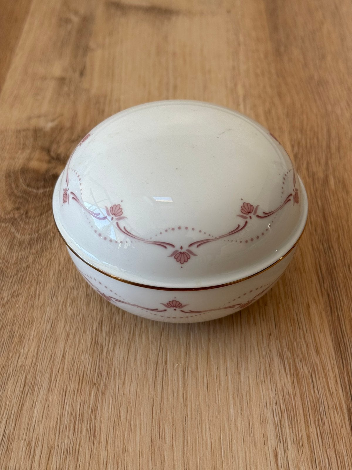 Bonbonnière vintage AK Kaiser en porcelaine « Florence », Antiquités & Art, Enlèvement ou Envoi