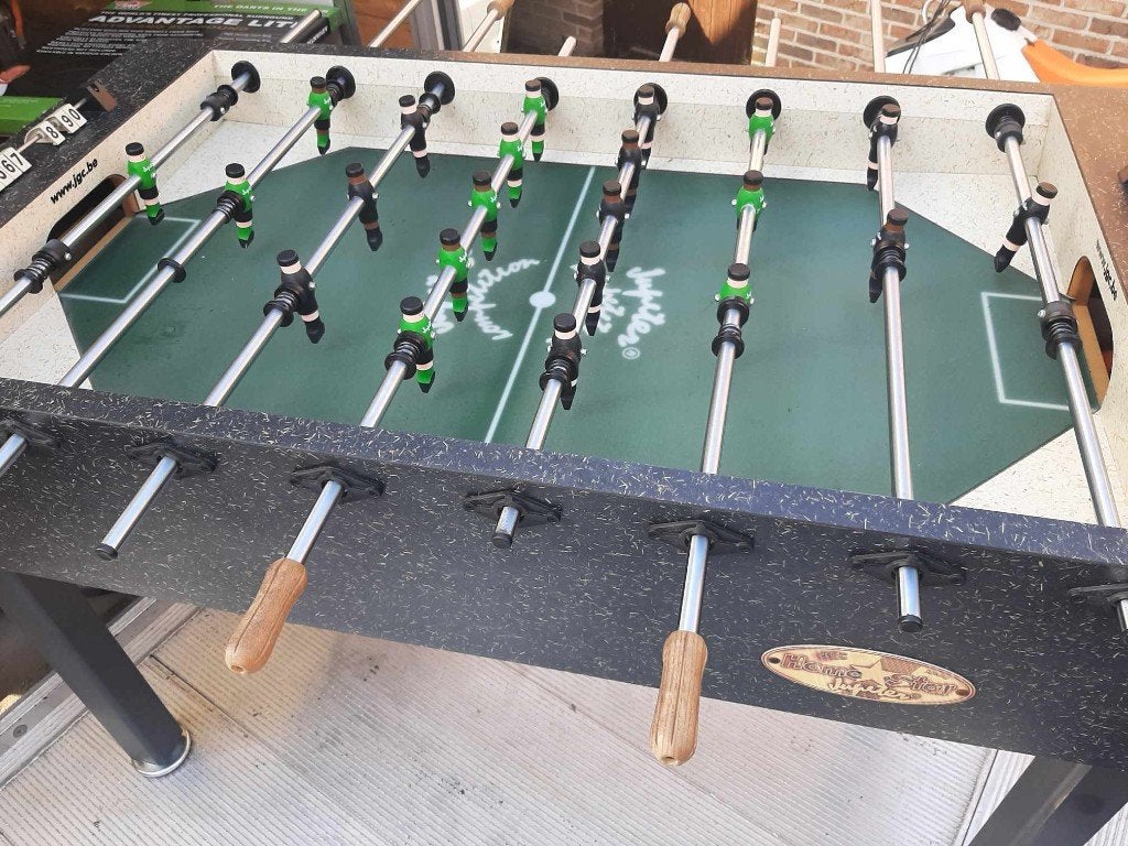 Nieuwe en vernieuwde voetbaltafels., Sport en Fitness, Ophalen, Zo goed als nieuw, Overige typen