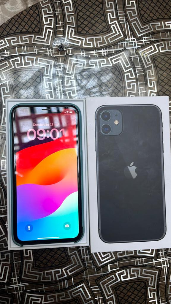 Iphone 11 zwart, Télécoms, Téléphonie mobile | Apple iPhone, Enlèvement, Comme neuf, Noir, IPhone 11