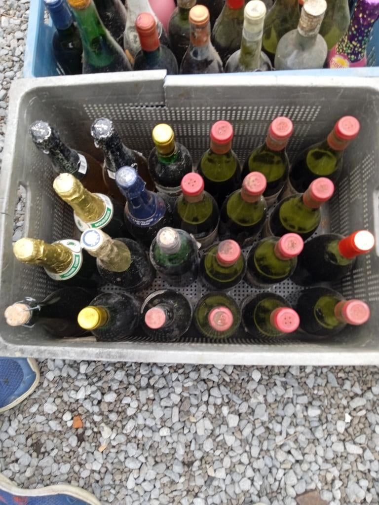 Lot de bouteilles de vin, Enlèvement