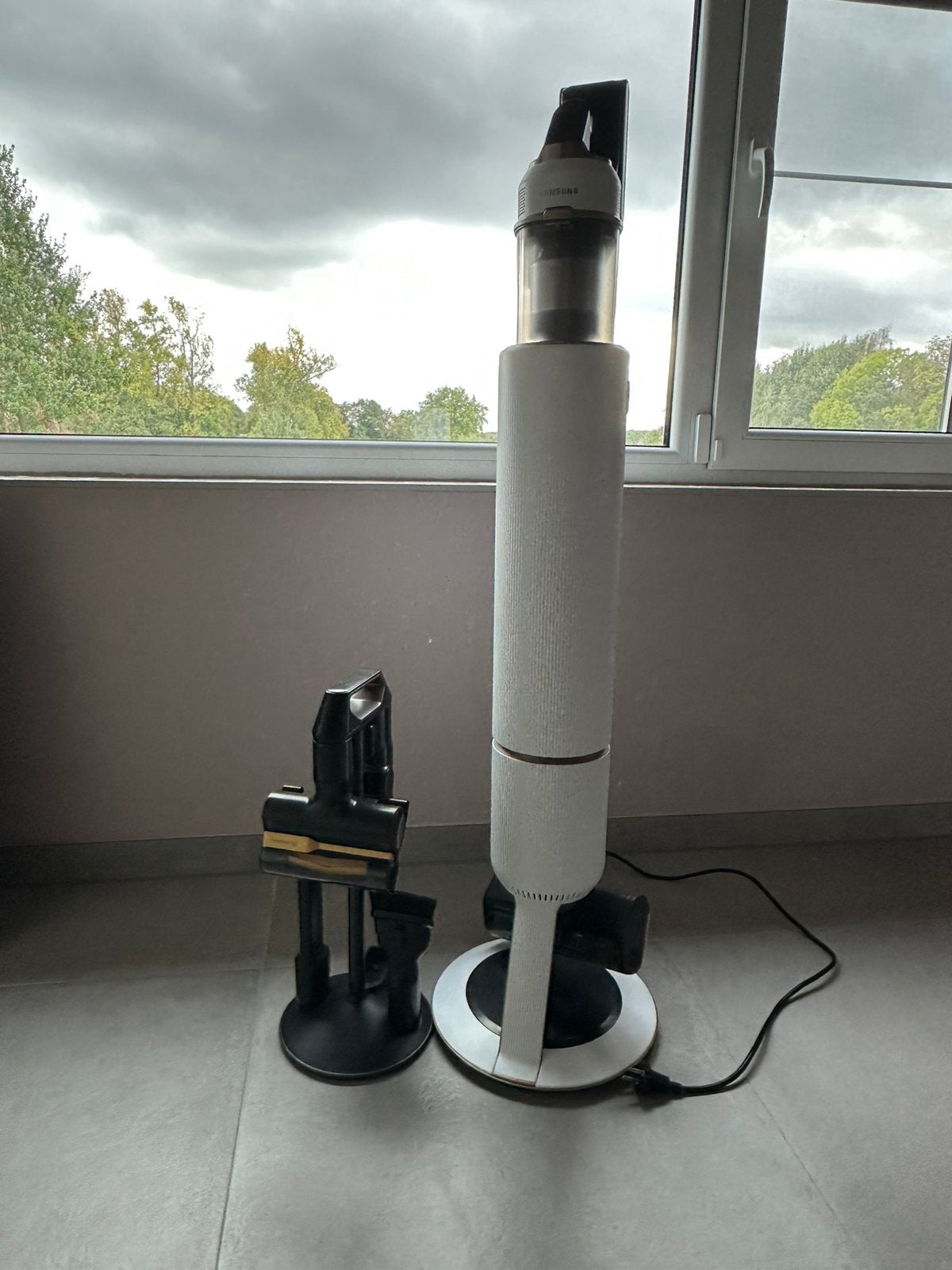 Samsung Bespoke Jet steelstofzuiger met reinigingsstation, Elektronische apparatuur, Ophalen, Gebruikt, Steelstofzuiger, Samsung