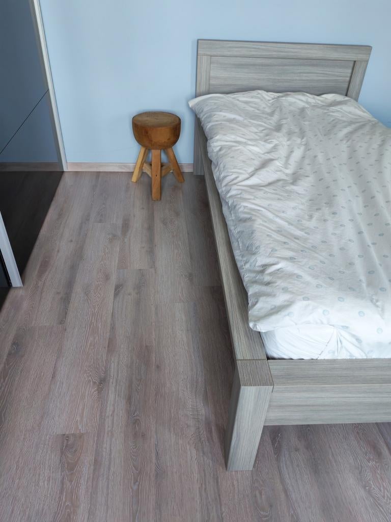 Eenpersoonsbed 90/200, Ophalen