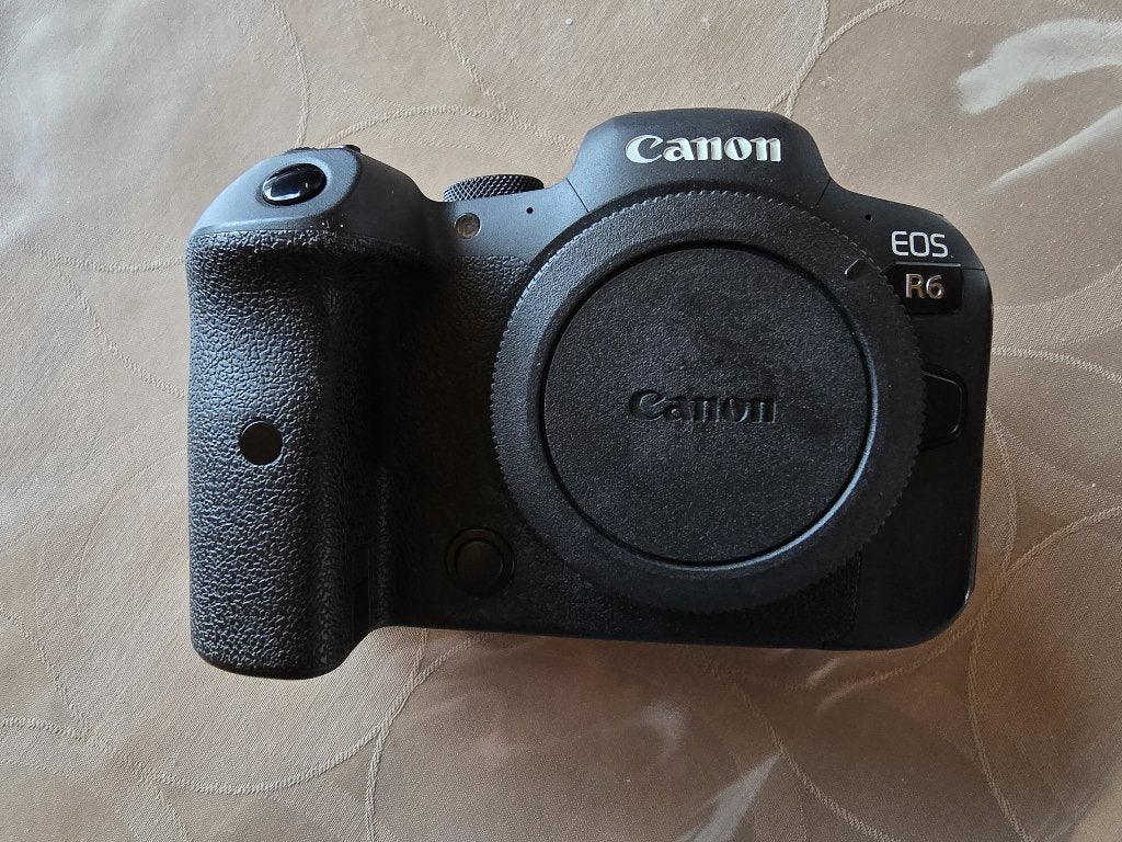 Canon R6, TV, Hi-fi & Vidéo, Appareils photo numériques, Écran inclinable/pivotant, 20 mégapixels, Canon, Comme neuf