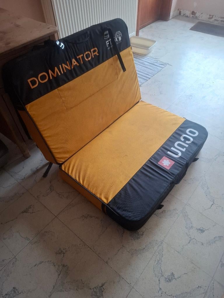 Ocun dominator Crashpad, Sport en Fitness, Ophalen, Gebruikt, Klimsport-accessoire