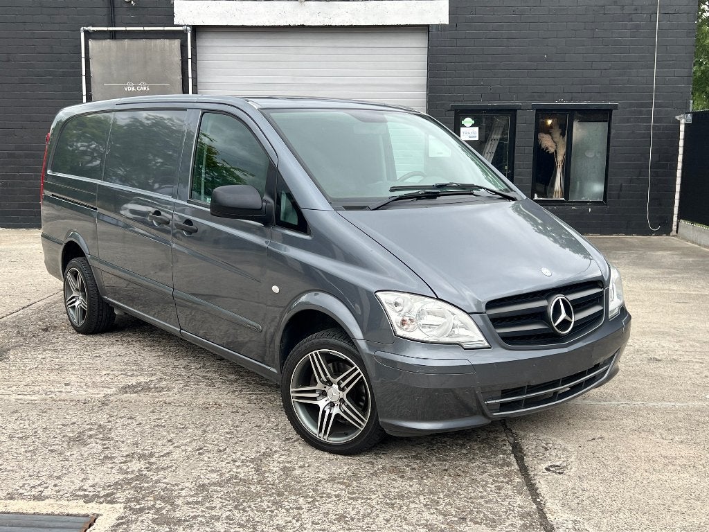 MERCEDES VITO / 105,000KM / LICHTEVRACHT / AUTOMAAT / 3ZIT, Auto's, Bestelwagens en Lichte vracht, Automaat, Mercedes-Benz, Bedrijf