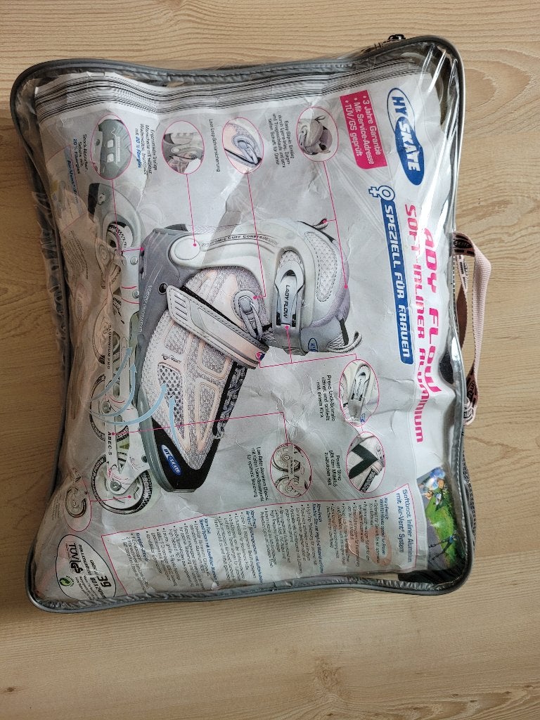 Roze en grijze rolschaatsen + beschermingen inbegrepen, Gebruikt, Inline skates 4 wielen, Dames, Ophalen