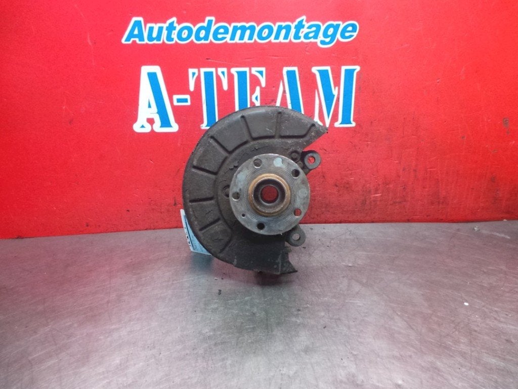 FUSEE AVANT DROITE Volkswagen Touran (1T1 / T2), Utilisé, Volkswagen