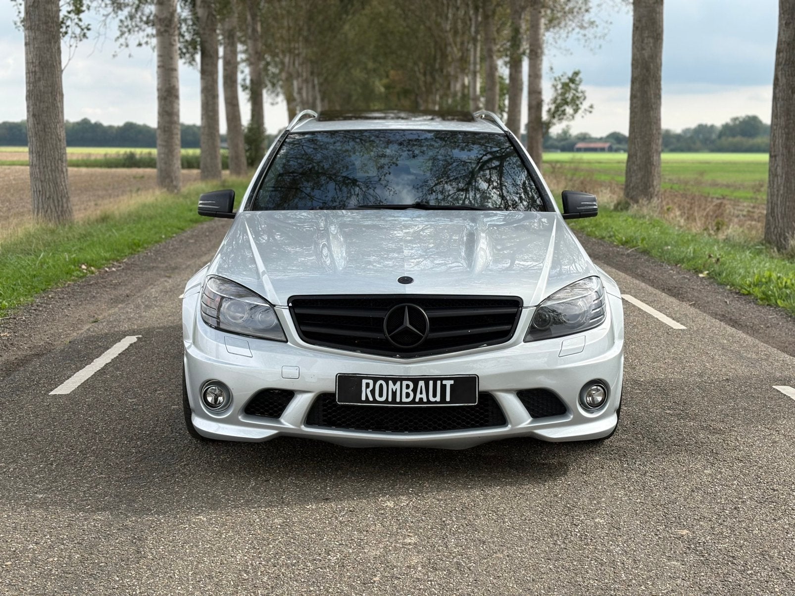 Mercedes C63 AMG / 172 DKM / Bj2008 / DAKRAAM / VOL VOL, Autos, Cuir, Argent ou Gris, Achat, Entreprise
