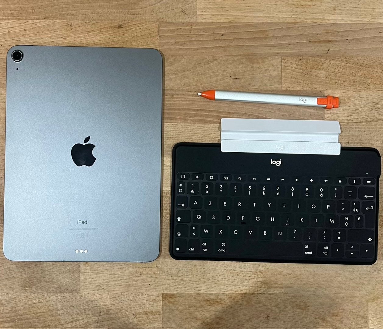 Apple iPad Air 4 64GB Wi-Fi + Accessoires, Computers en Software, Apple iPads, Apple iPad, 11 inch, Ophalen of Verzenden, Zo goed als nieuw