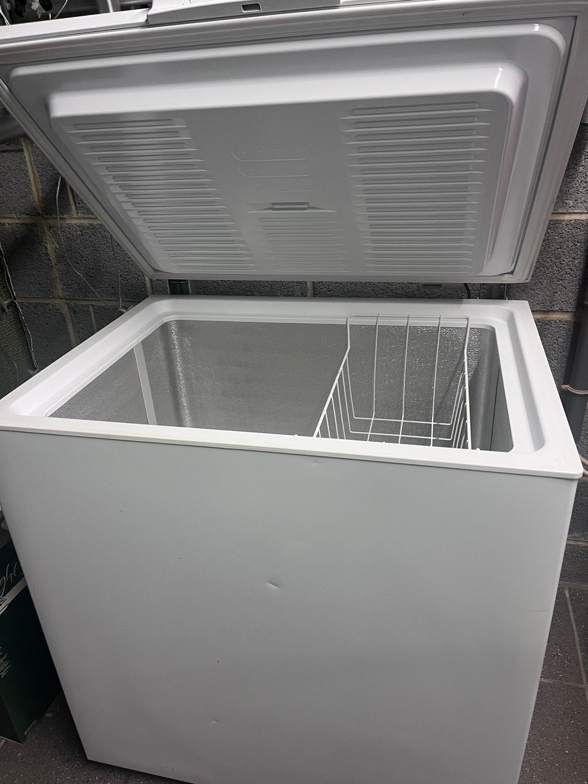Congelateur Whirlpool 204 l classe A+, Congélateur, Classe énergétique A ou plus économe, Enlèvement, Utilisé