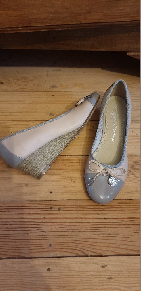 Article NEUF : Ballerines cuir/vernis Emilio Luca X - P 37, Vêtements | Femmes, Enlèvement ou Envoi, Ballerines, Neuf, Emilio Luca X