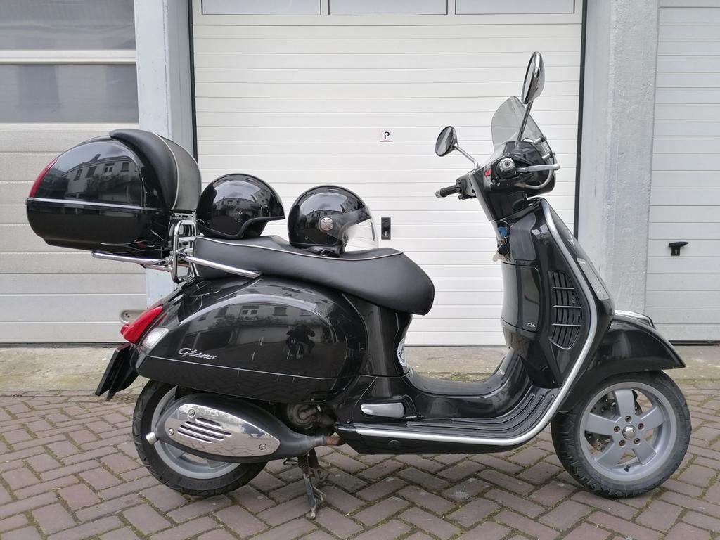 Vespa GTS 125cc Carb année 2010, Particulier, Occasion, Scooter