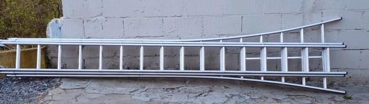 DAS steekladder 16x3 treden , slechts enkele keren gebruikt, Ophalen