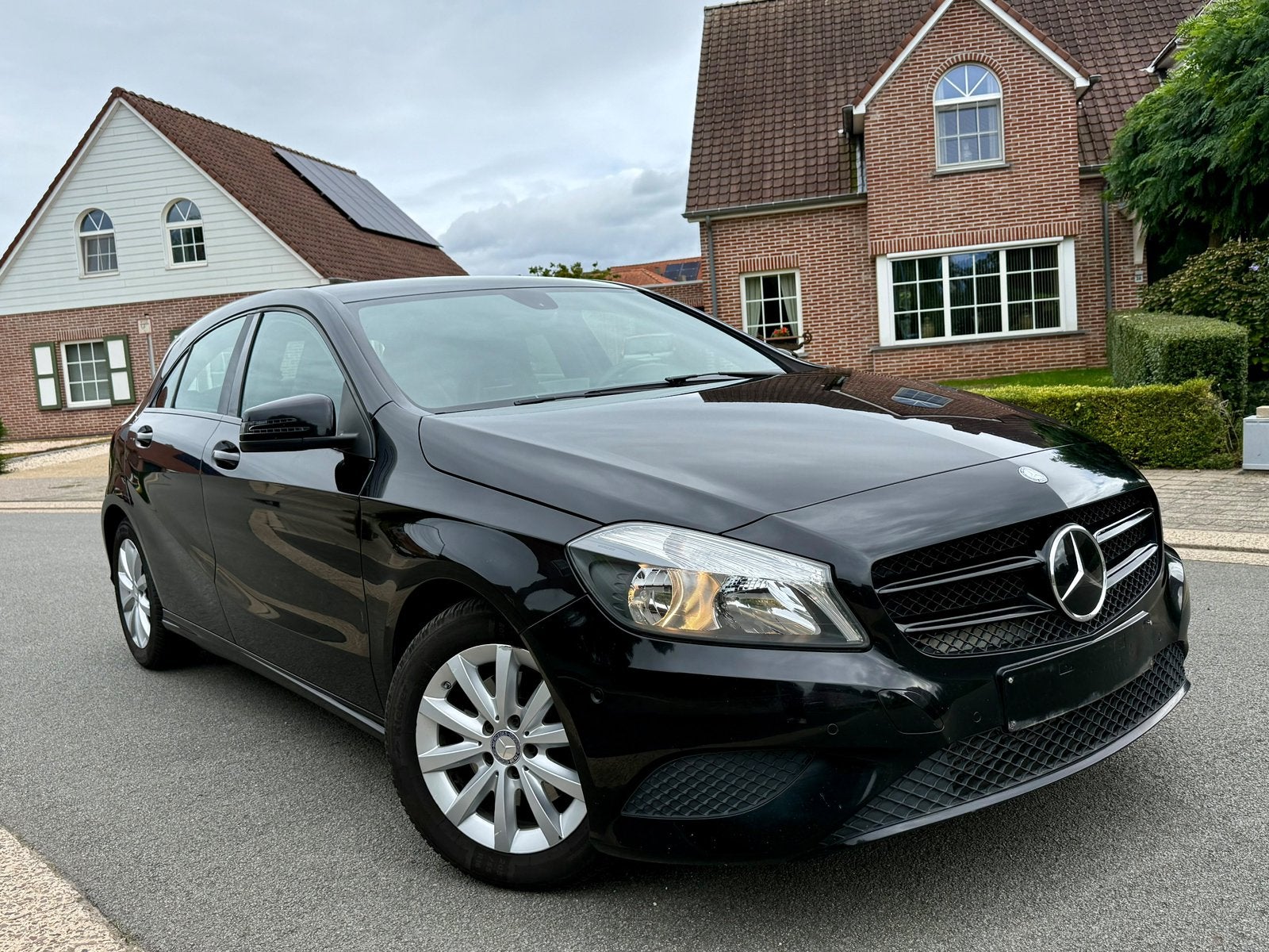 Mercedes A180-Class 1.6 benzine, 90 kW, Leder en Stof, 5 deurs, Particulier
