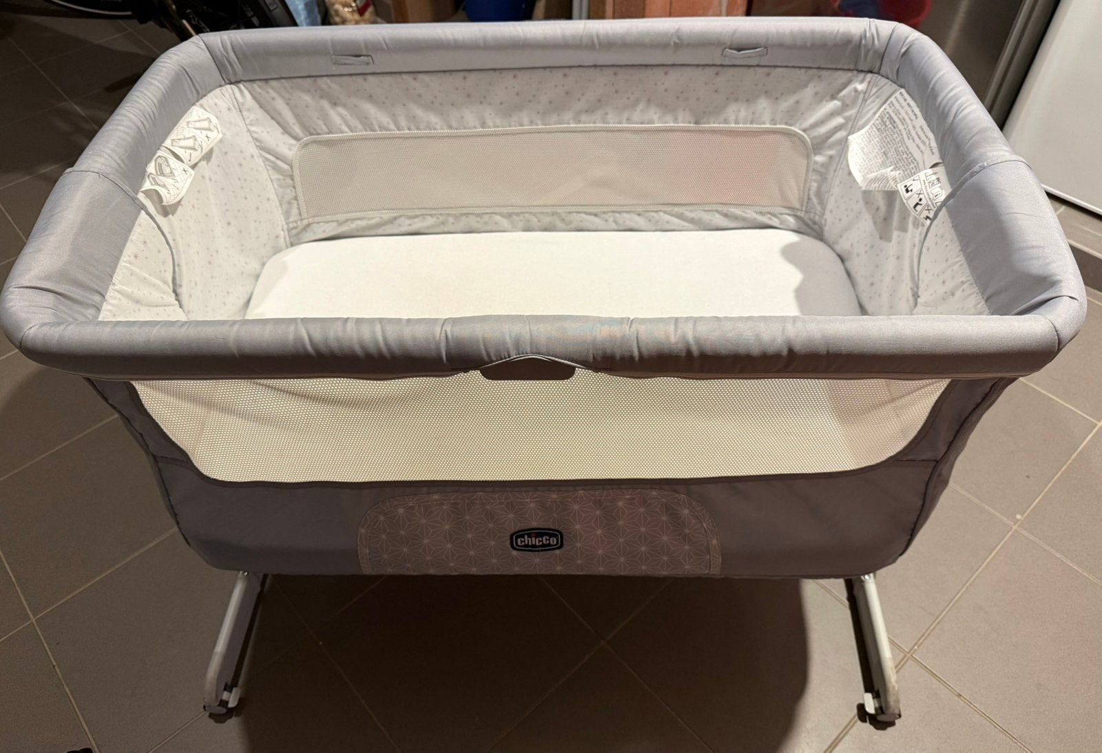 Chicco wiegje co-sleeper, Kinderen en Baby's, Babywiegjes en Ledikanten, Ophalen, Zo goed als nieuw