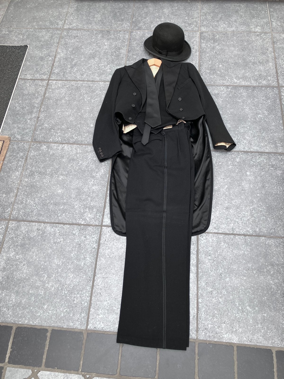 Antieke pitteleer, Antiquités & Art, Antiquités | Vêtements et Textile, Enlèvement