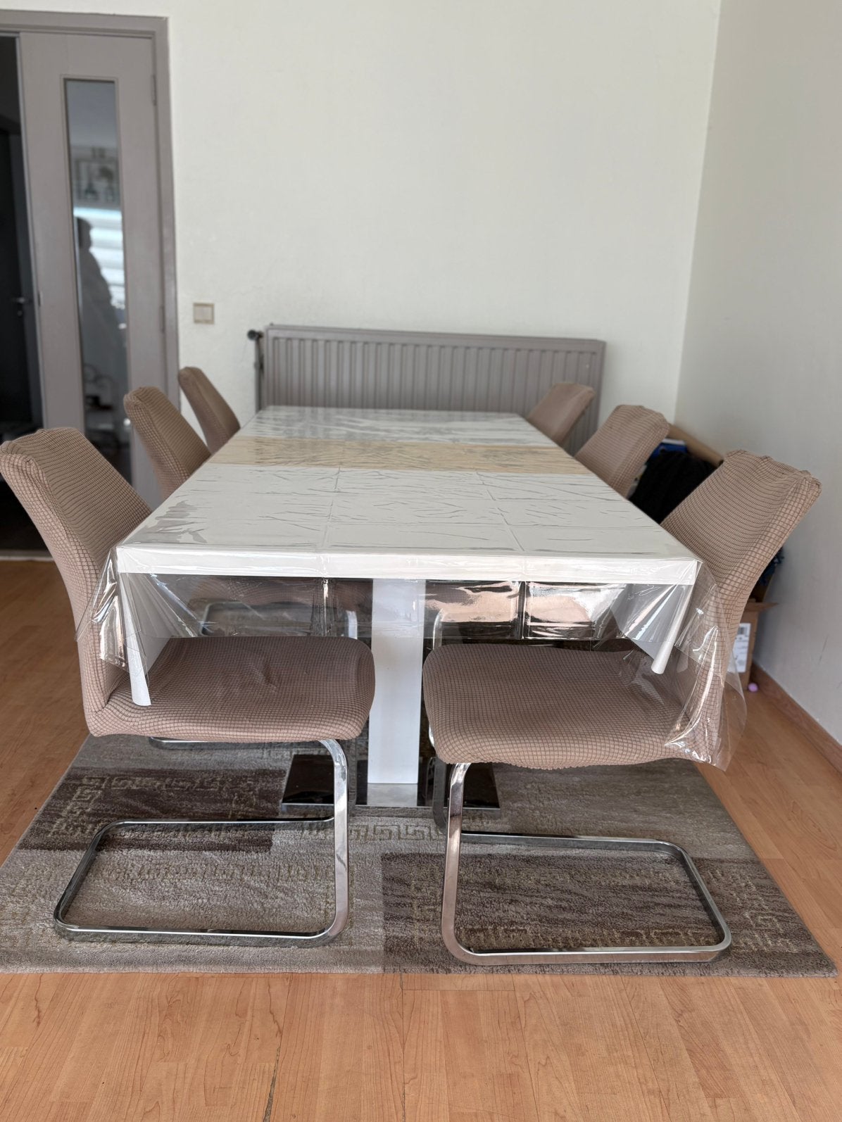 Eettafel, Ophalen, Zo goed als nieuw