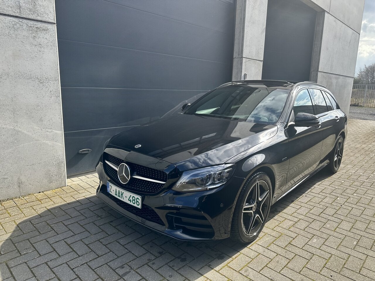 Mercedes-Benz C 300 de PHEV AMG-line/HEADUP/PANODAK, Auto's, Mercedes-Benz, 0 min, Zwart, 0 kg, Zwart