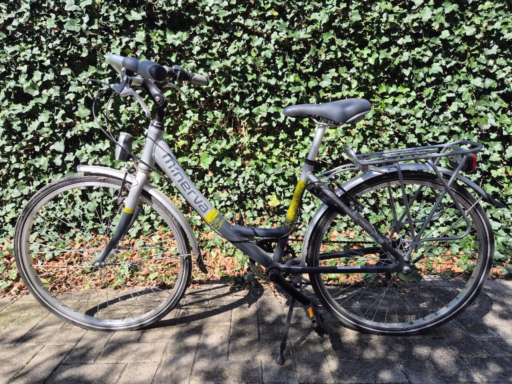 Meisjesfiets, Fietsen en Brommers, Gebruikt, Versnellingen, Minerva, Ophalen
