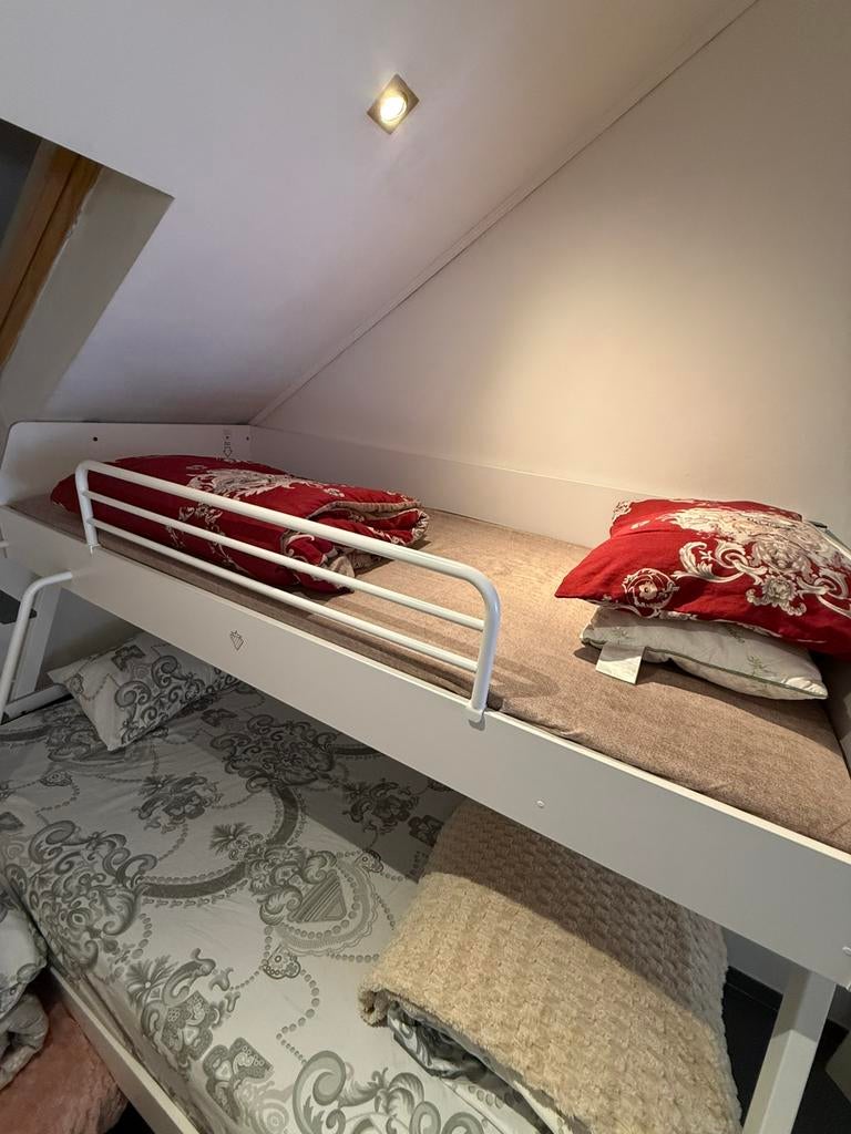Ikea bed voor kinderen (6-14 jaar oud), Enlèvement