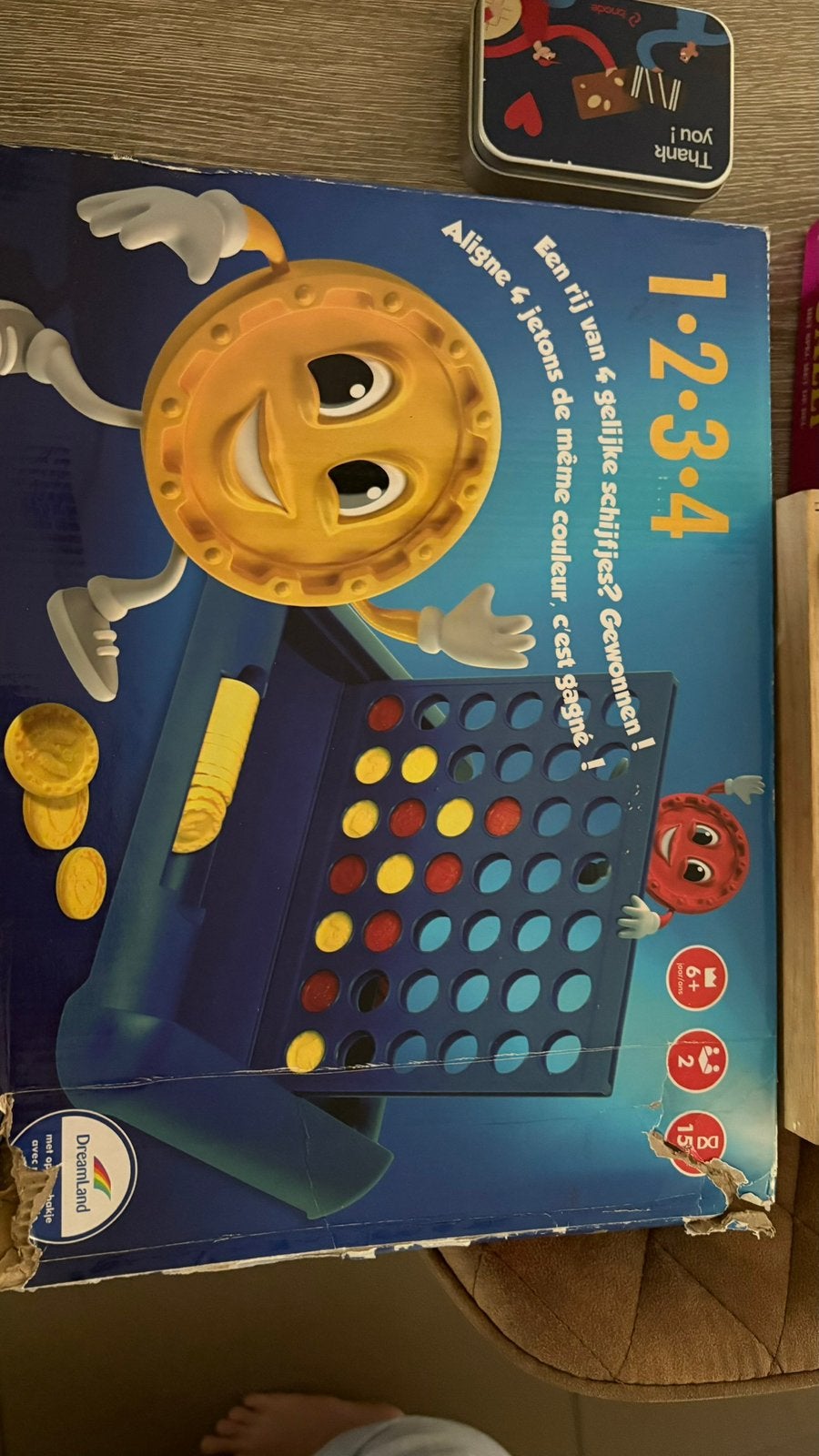 Vier op een rij, Enlèvement, Comme neuf