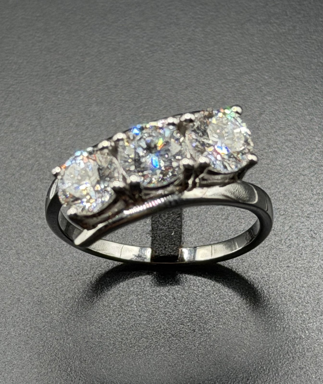 Nieuwe 14K gouden ring diamant 2.12ct met certificaat- 17,25, Nieuw, Ophalen of Verzenden, 17 tot 18, Met edelsteen