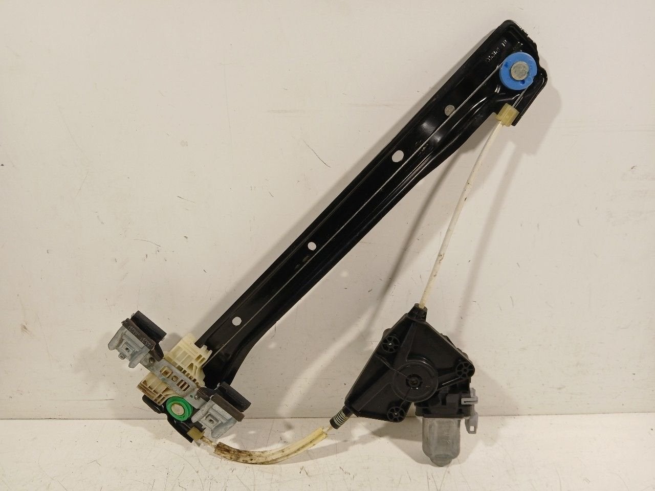 Raammechaniek elektrisch rechts voor Skoda Citigo, Onderdelen@venauto.nl, Van der Ven Autorecycling B.V., Ettenseweg 76, 4706 PB Roosendaal, The Netherlands