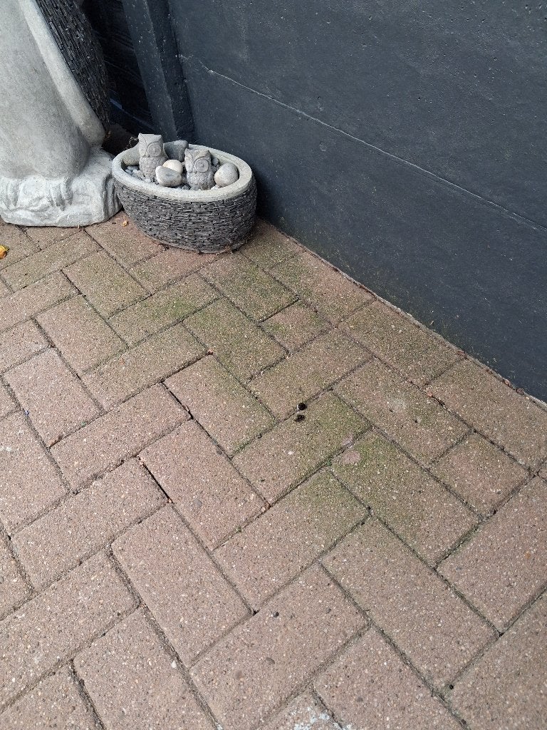 Stenen bloempotten met afgewerkt in arduin, Ophalen, Zo goed als nieuw, Steen