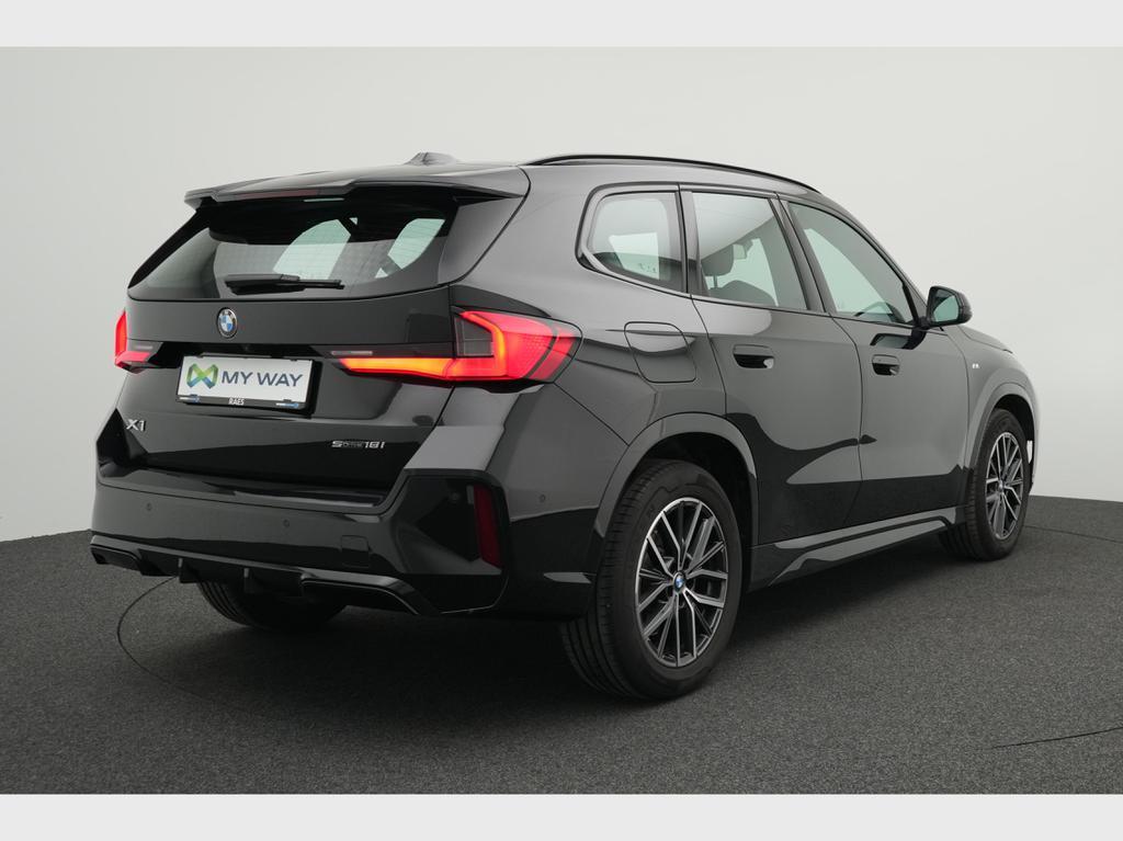 Bmw X1 (U11) X1 1.5iA sDrive18, Auto's, Zwart, Bedrijf, https://public.car-pass.be/vhr/184765f9-decc-4239-9c12-3fbf7614452d, SUV of Terreinwagen