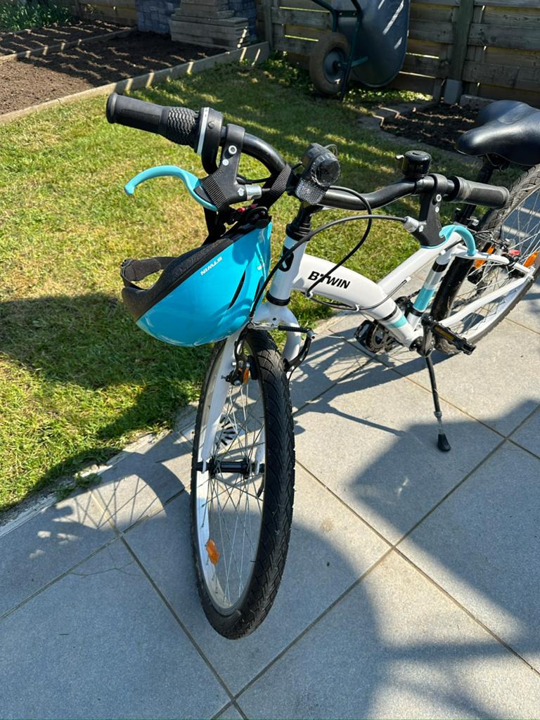 Wit Btwin Wielmaat 24, Fietsen en Brommers, Fietsen | Driewielfietsen, Ophalen, Zo goed als nieuw