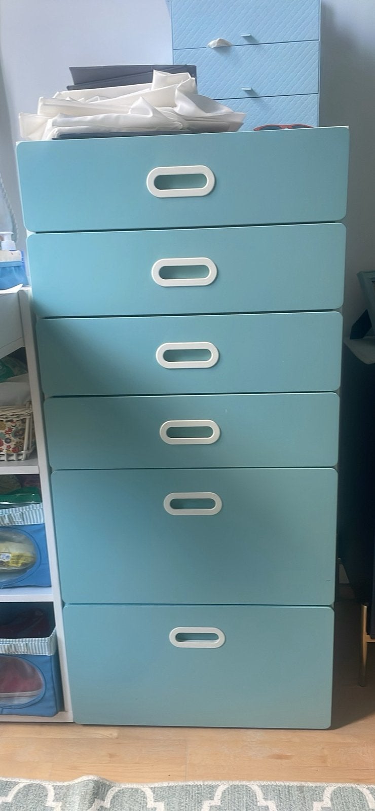 Meuble à tiroirs Ikea bleu, Enfants & Bébés, Enlèvement, Comme neuf