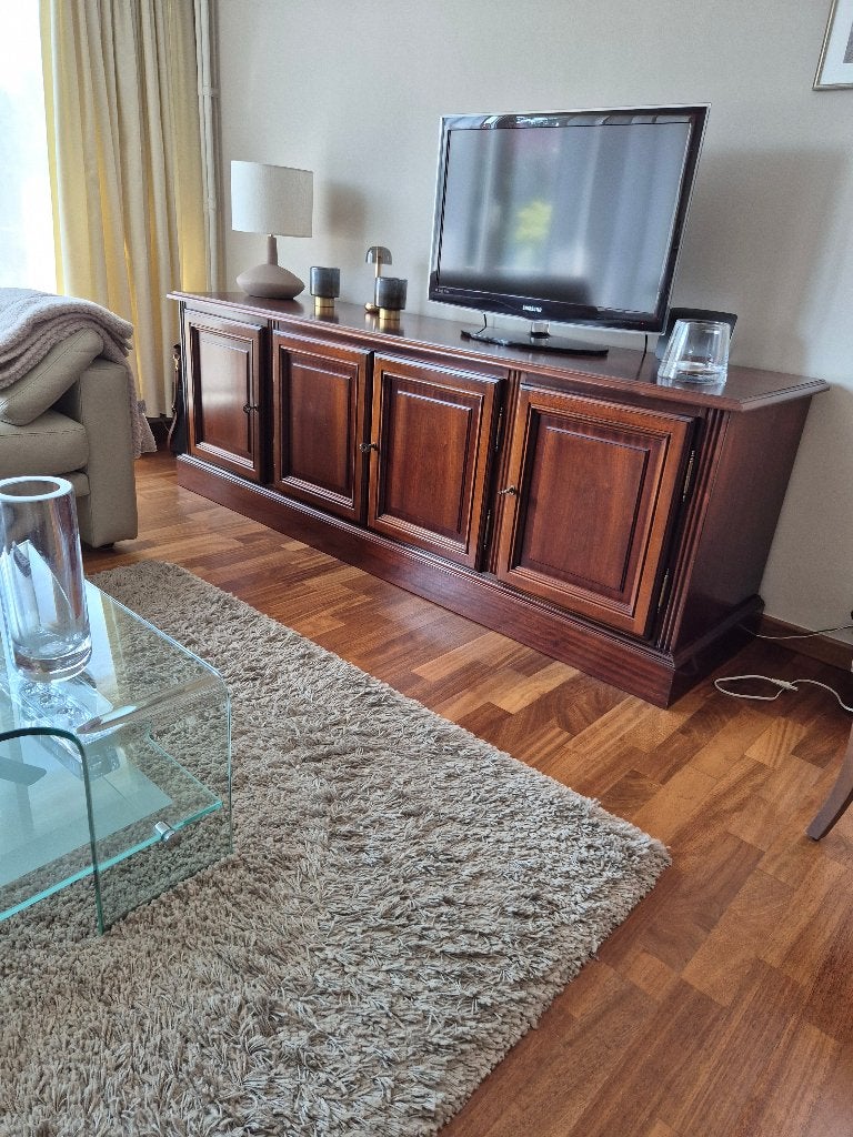 Prachtige tv-tafel, Ophalen, Klassiek, Zo goed als nieuw, 200 cm of meer