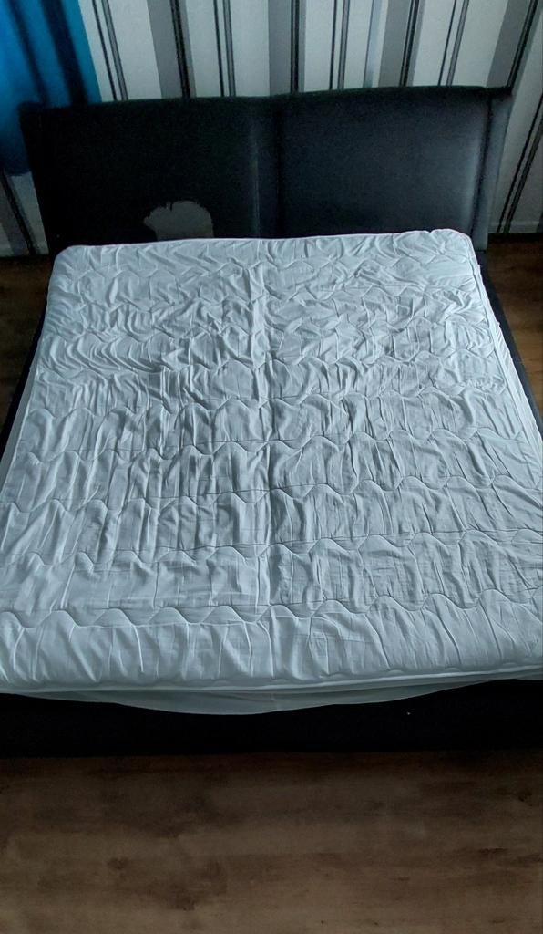 Topdekmatras 1m80 x 2m, Huis en Inrichting, Slaapkamer | Beddengoed, Ophalen